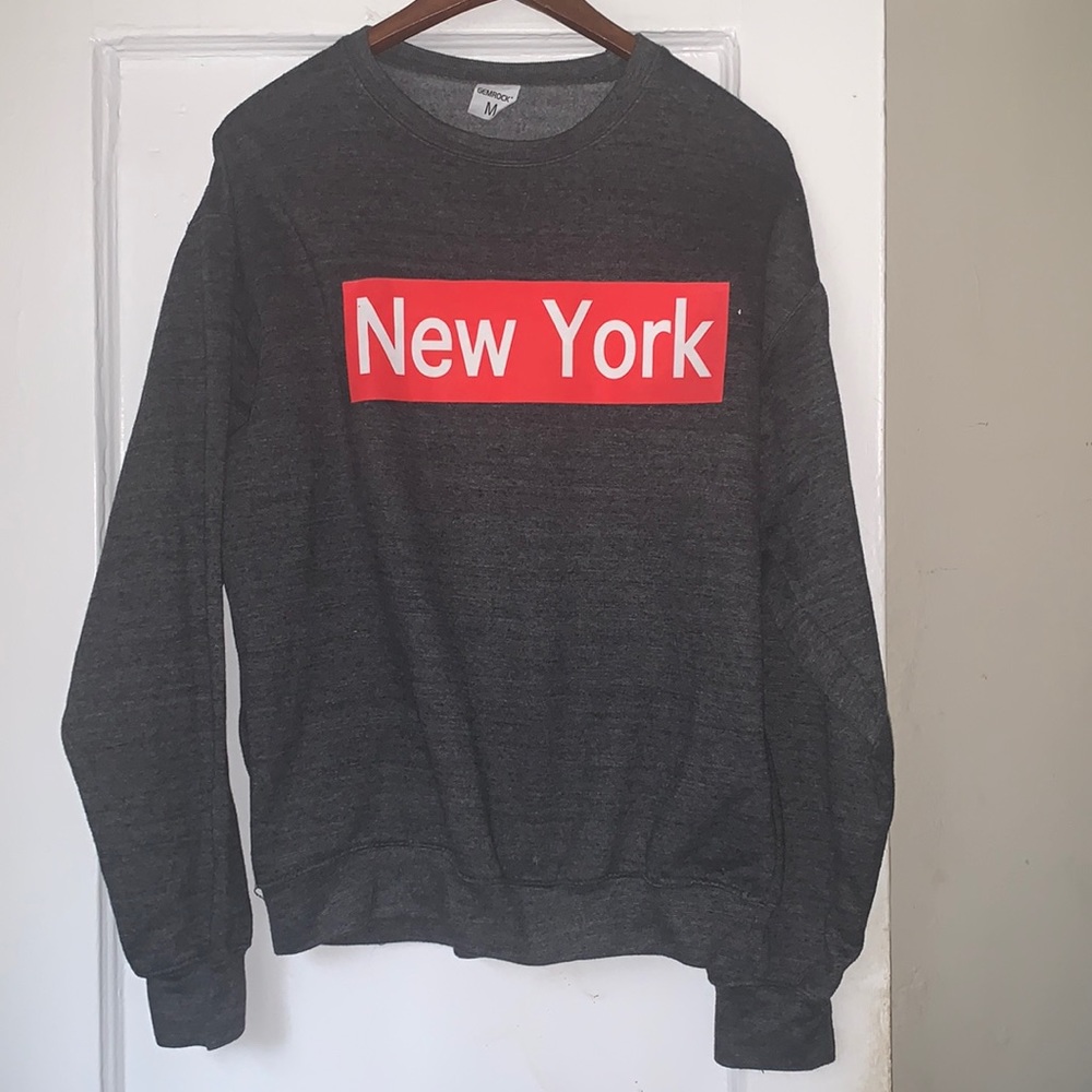 New York Grey Black Long Sleeve Sweatshirt Medium